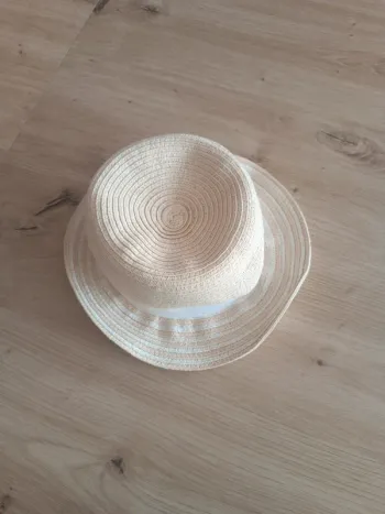 Chapeau