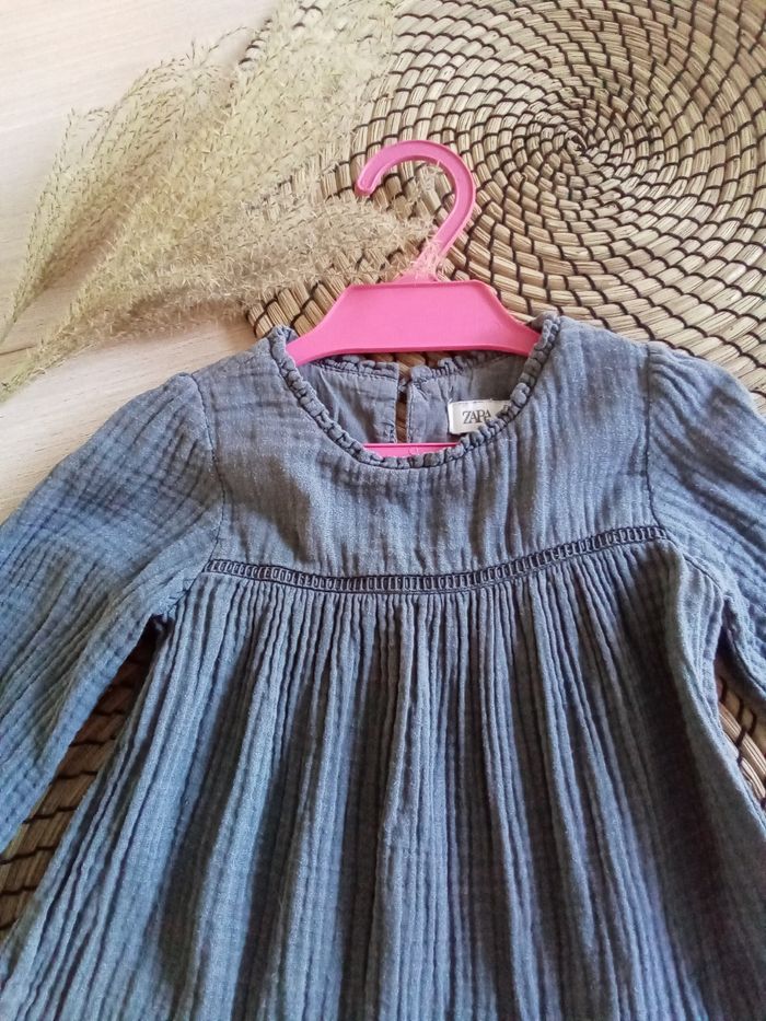 Robe grise manches longues en gaze de coton Zara 18/24 mois - photo numéro 2