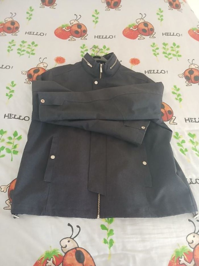 Veste mi-saison "Brice" taille XXL avec capuche.