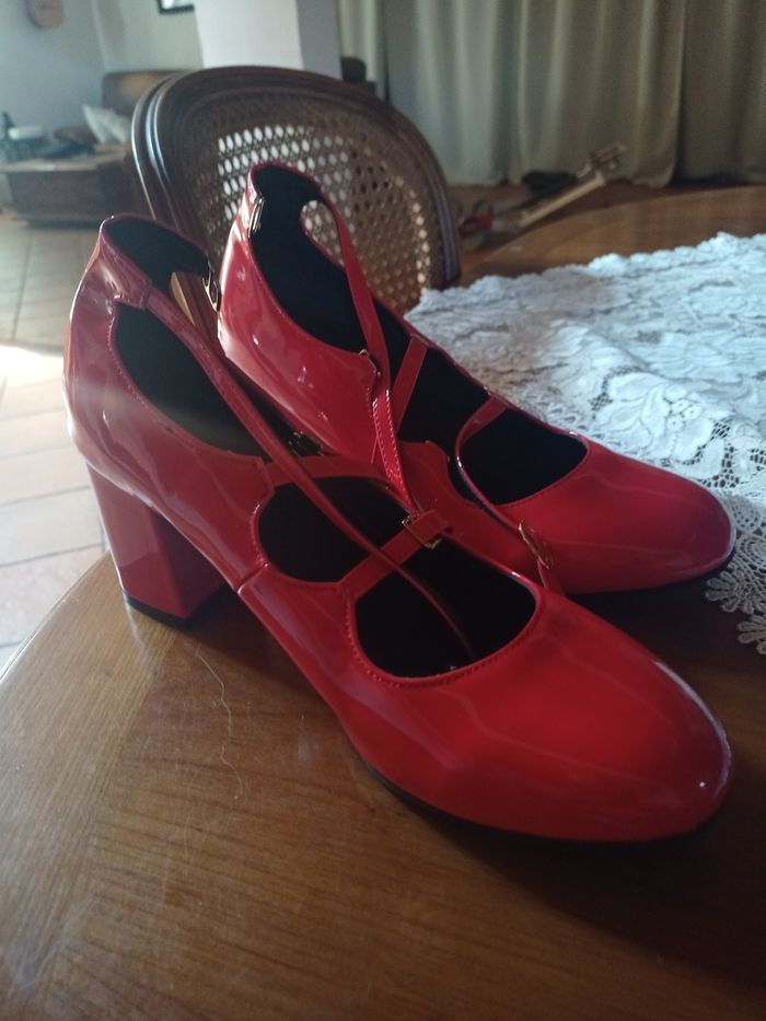 Chaussures talons rouge femme - photo numéro 2