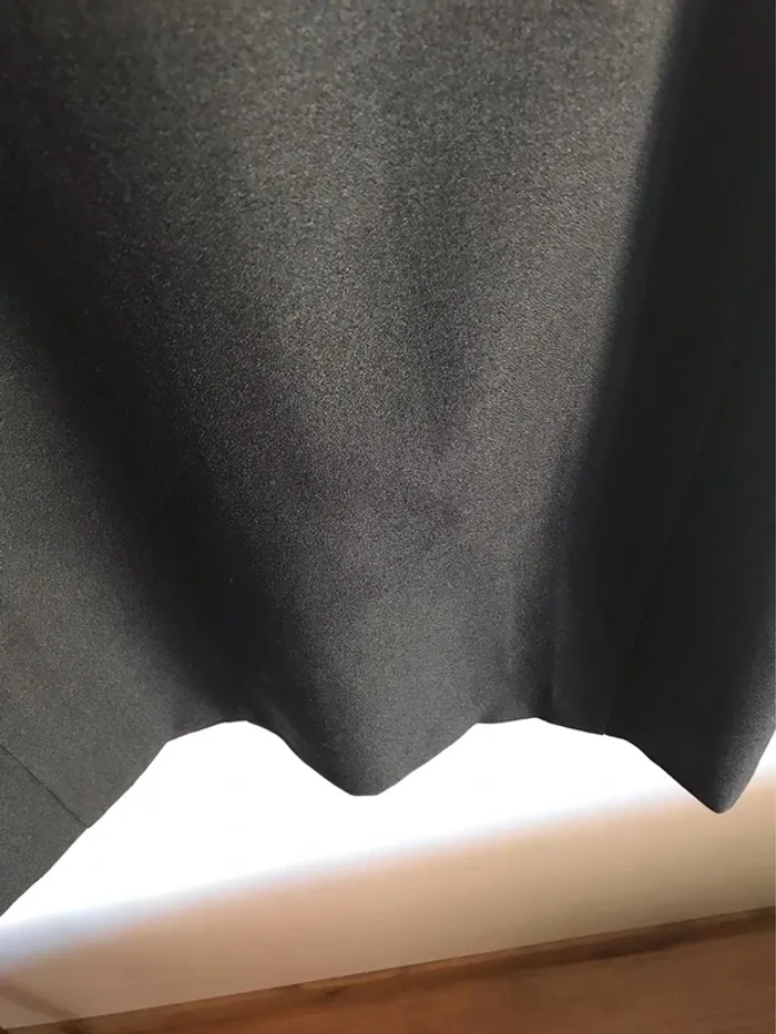 Robe chic sans manches Emma Pernelle taille 40/42 - photo numéro 4