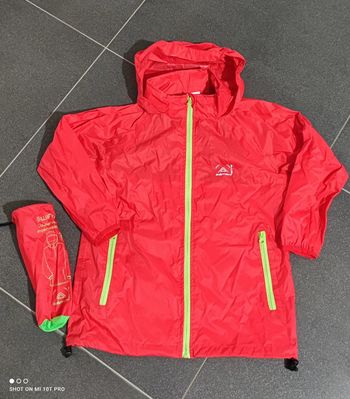 Coupe- vent imperméable ewins neuf 12 ans