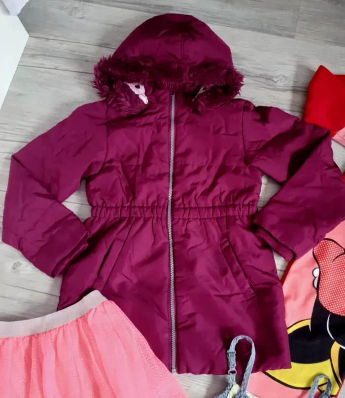 Lot vêtements fille Taille 6 à 7 ans - photo numéro 2