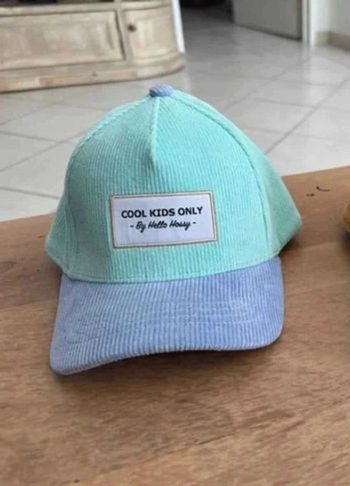 Casquette unisex 100% velours Hello Hossy - taille 48cm - 9/18mois