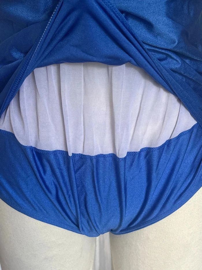 Maillot de bain 1 pièce taille 52 marque daxon• - photo numéro 3
