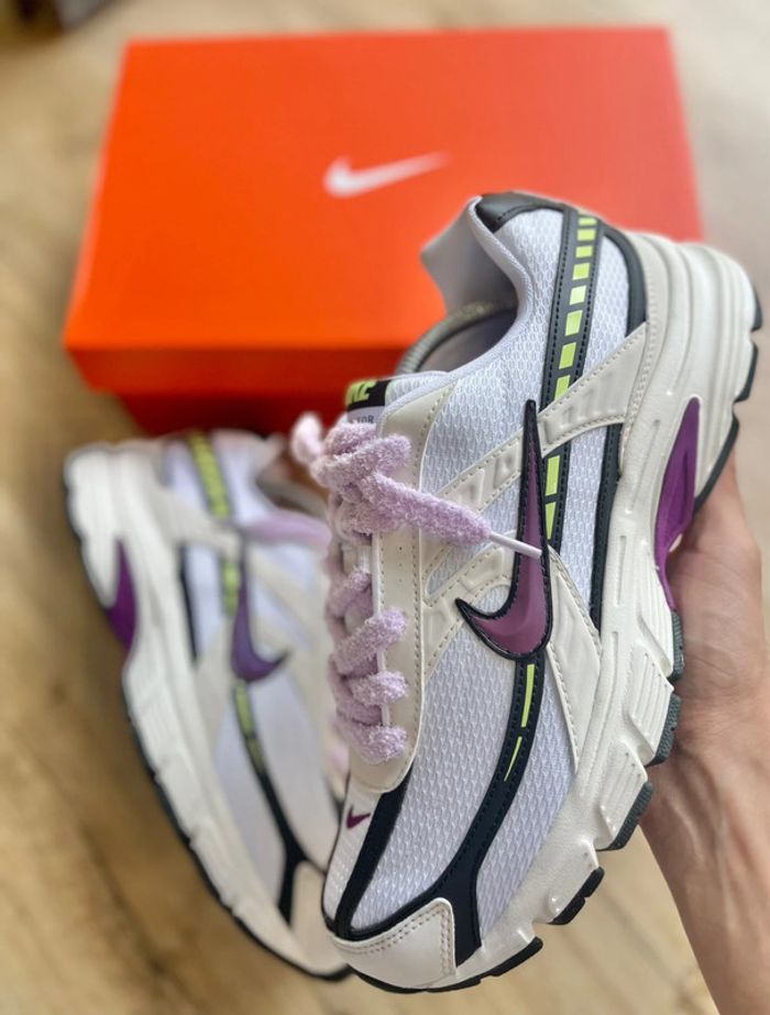 Nike Initiator Blanc Violet 41 Fluffy