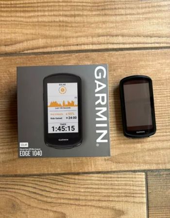 Ordinateur de vélo solaire Garmin Edge 1040