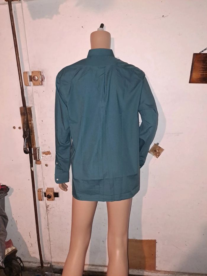 Chemise homme taille 43-44 - photo numéro 3