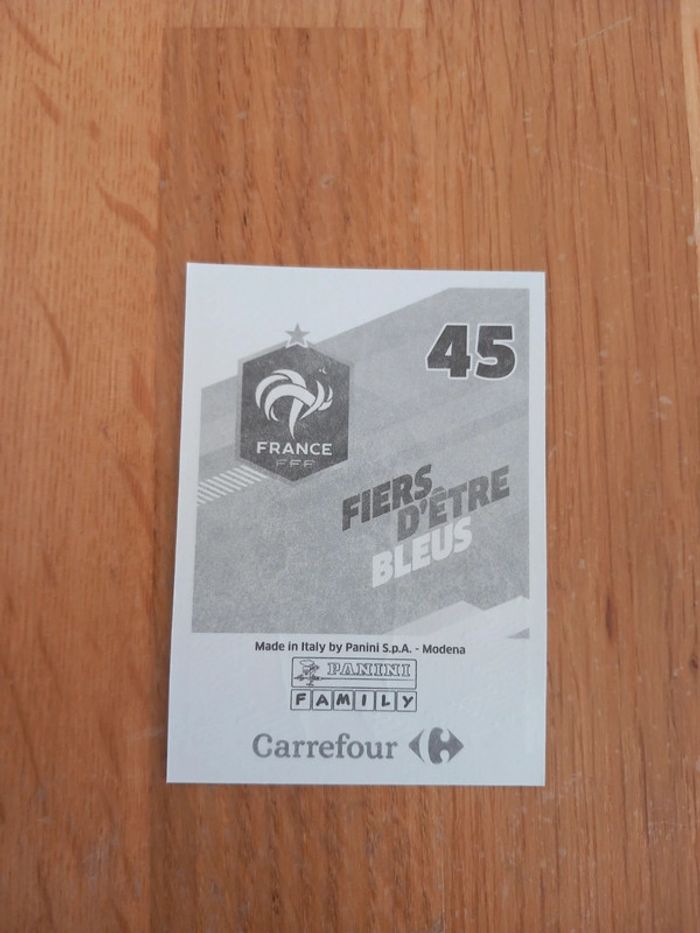 Carte Argent 45 France FFF Fiers d'être bleus Panini Family Carrefour - photo numéro 2