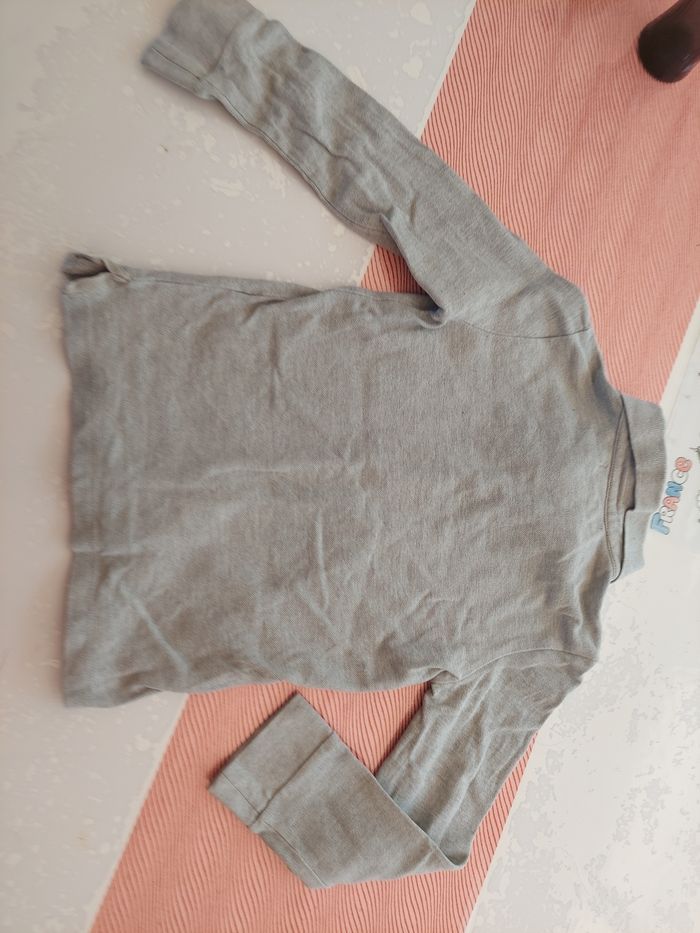 Polo zara 7ans - photo numéro 6