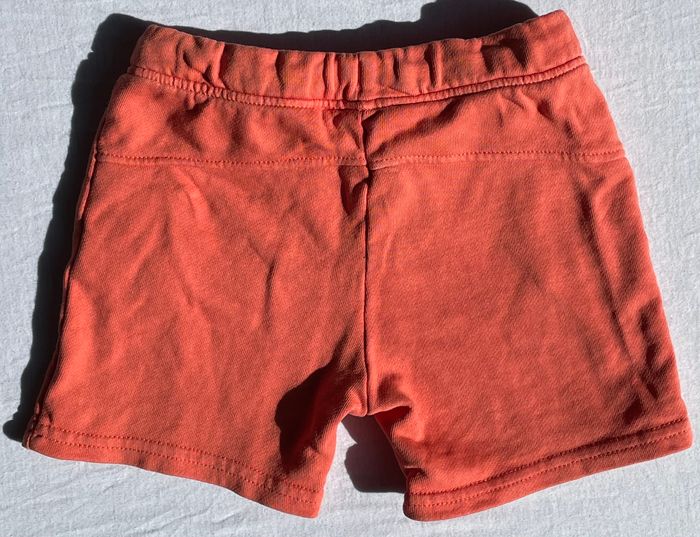 Bermuda short taille élastiquée 18m Neuf - photo numéro 4