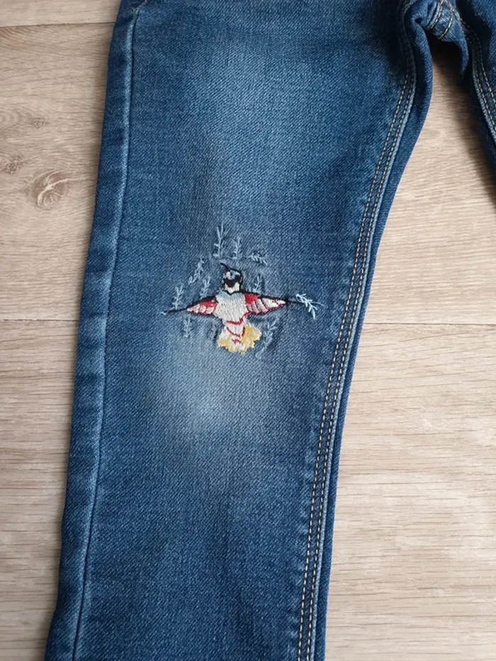 Jean taille 4 ans brodé - photo numéro 3