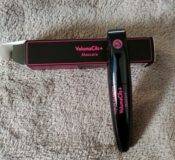 Mascara noir L Atelier du Sourcil 