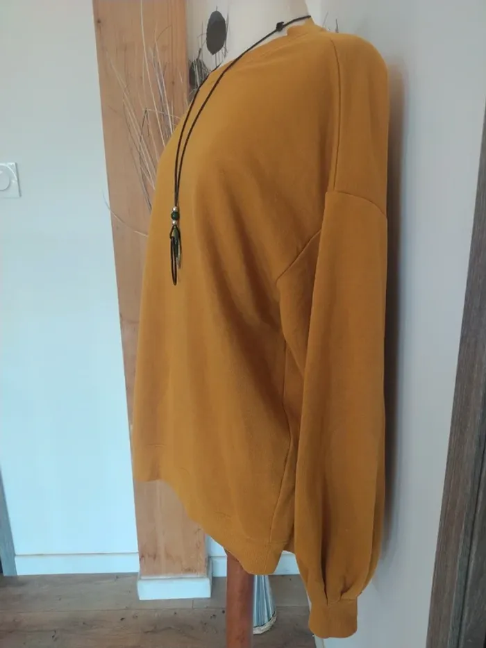 Sweat oversize Pull &Bear M jaune moutarde - photo numéro 3