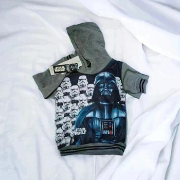Sweat stars wars gris 🌹6 ans 🌹gris