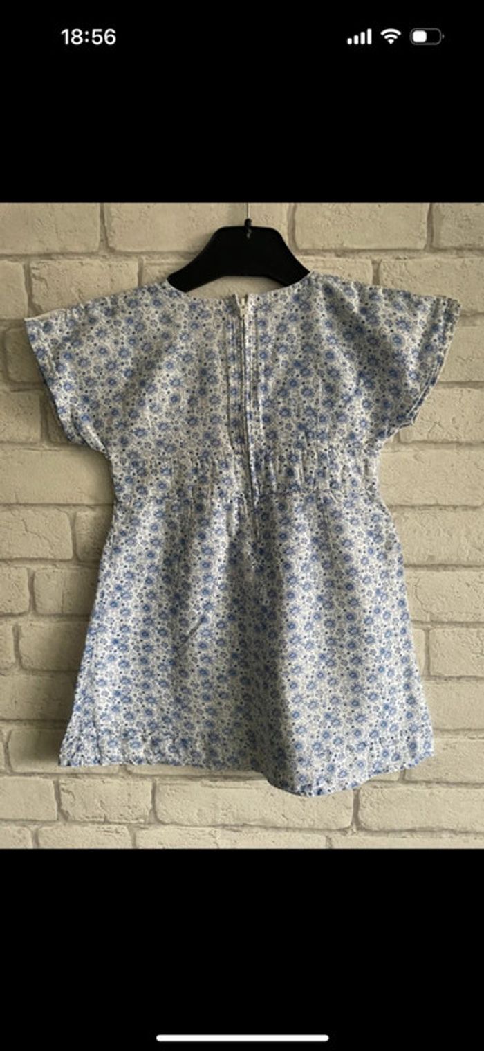 Robe tout compte fait taille 2 ans - photo numéro 3