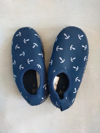 Chaussures de plage pointure 23