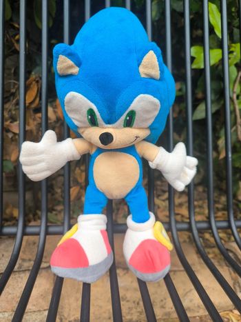 Peluche Sonic 35 cm excellent état