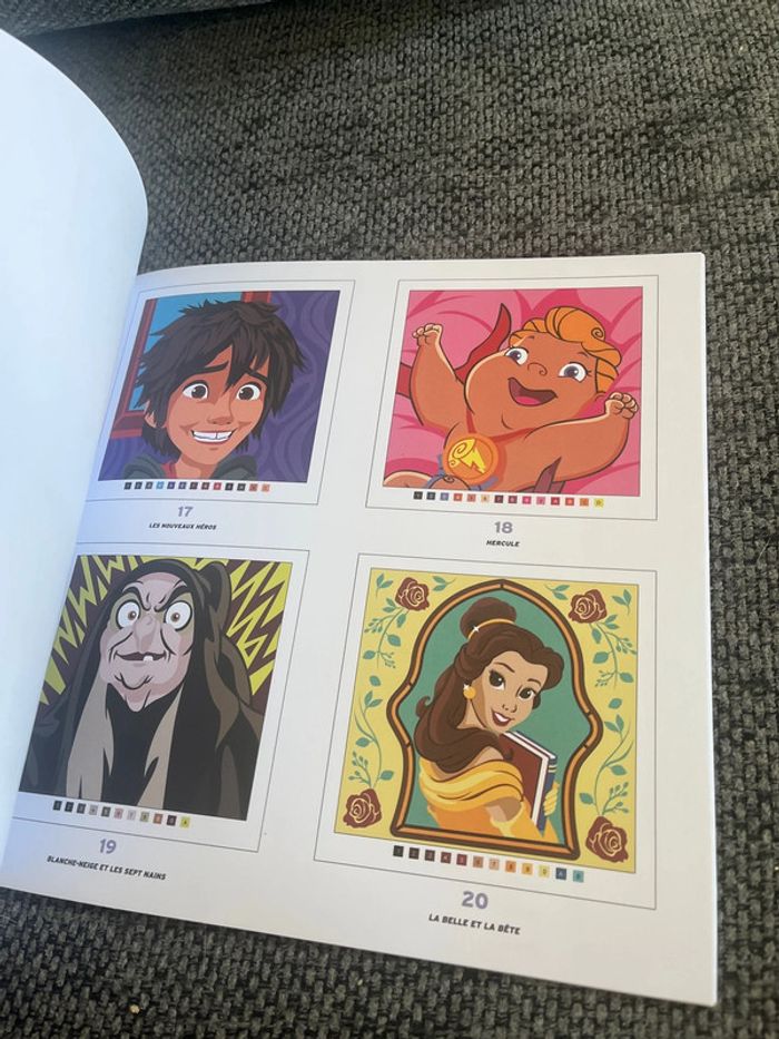 Livre de coloriage Mystère portraits - photo numéro 3