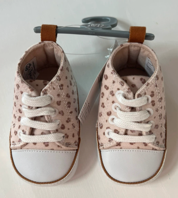 Chaussures bébés neuves