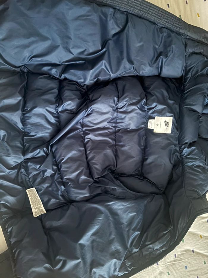 Doudoune Nike taille S - photo numéro 7