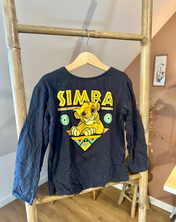 🍁 Teeshirt roi lion Disney 8 ans 🍁