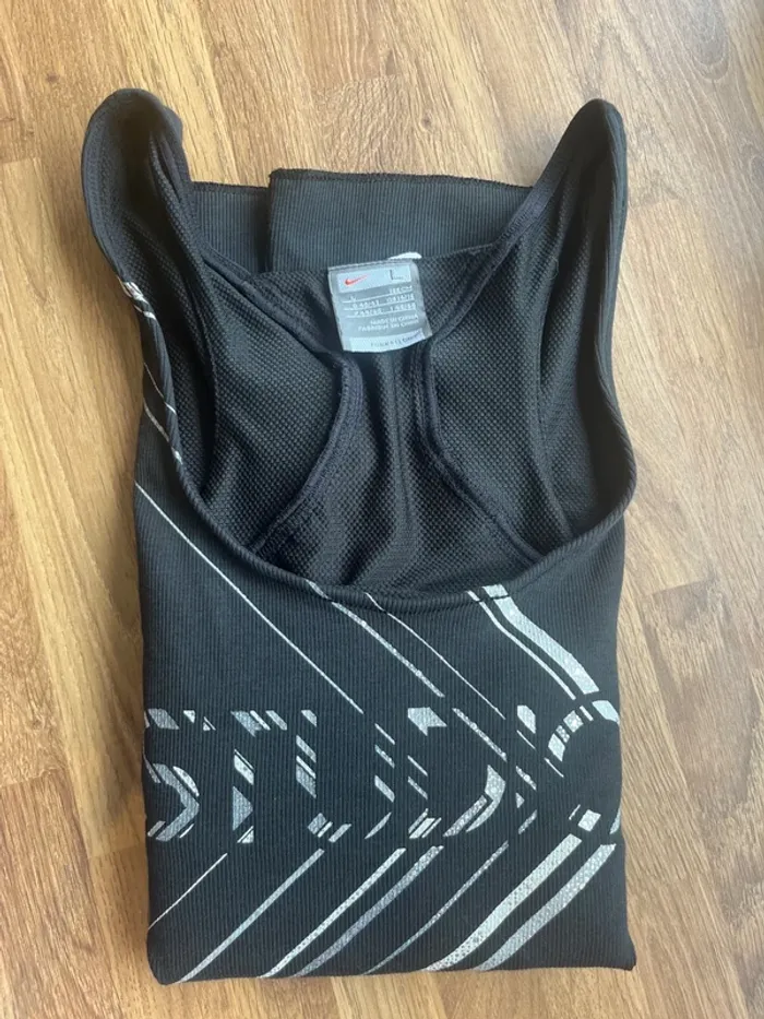 Débardeur sport Nike - photo numéro 8