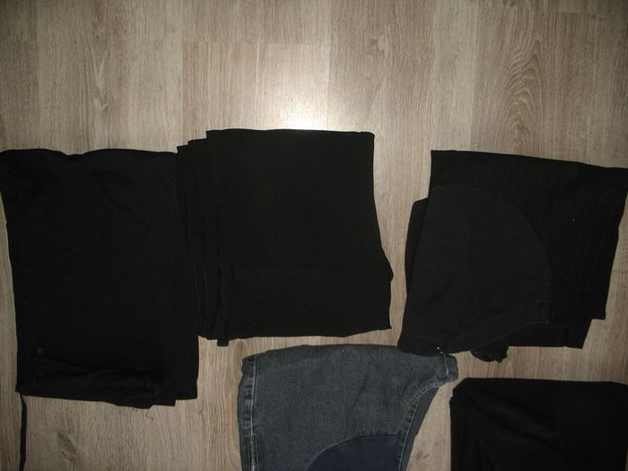 LOT DE 8 VÊTEMENTS DE GROSSESSE "YESSICA BY C&A" - TAILLE 36 / 38 - n°01 - photo numéro 4