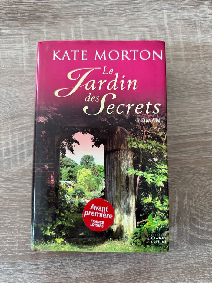 Livre le jardin des secrets