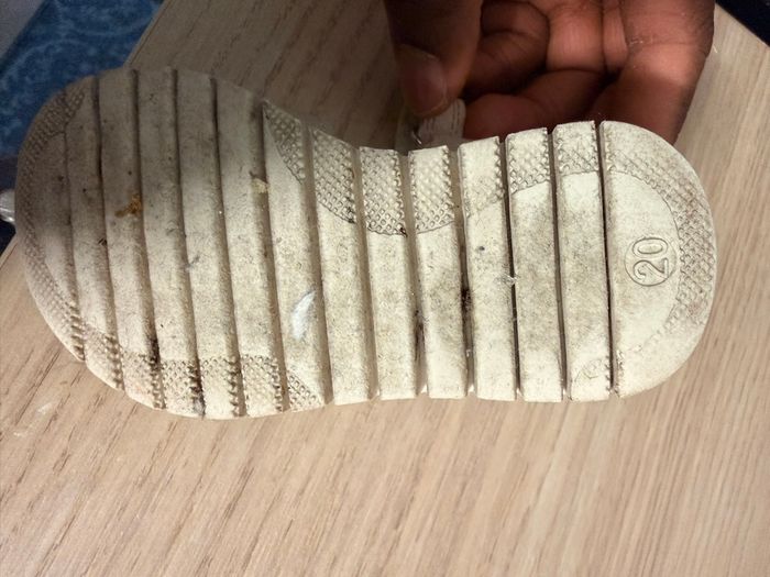 Chaussures pour bébé fille - photo numéro 4