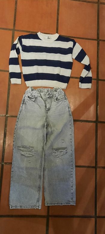 Lot pantalon et pull