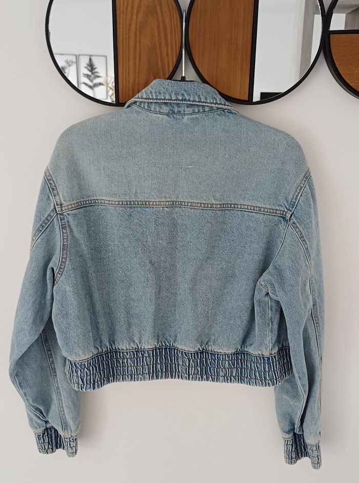 Veste en jeans bleu clair Pull&Bear - photo numéro 2
