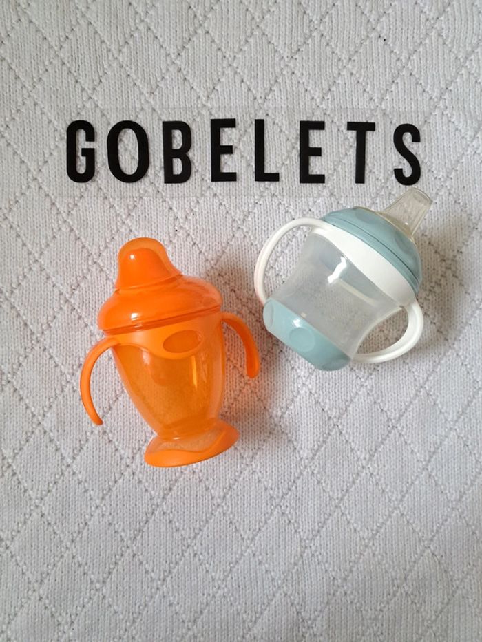 Lot gobelets enfant plastique