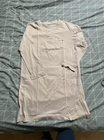 Chemise de nuit beige
