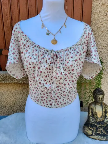 Crop top fleuri côtelé blanc multicolore shein taille 52