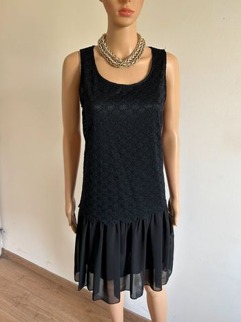 Robe noire sans manches avec dentelle Molly Bracken taille unique jamais portée