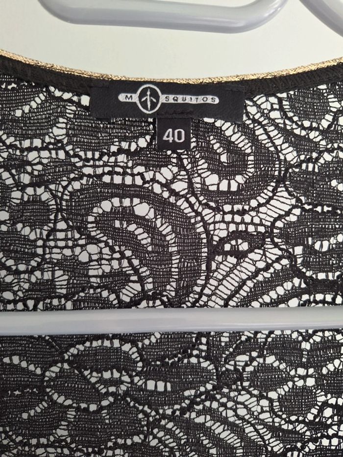 Robe noire dos dentelle - photo numéro 2