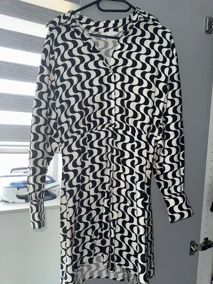 Robe chemise taille S neuf - photo numéro 3