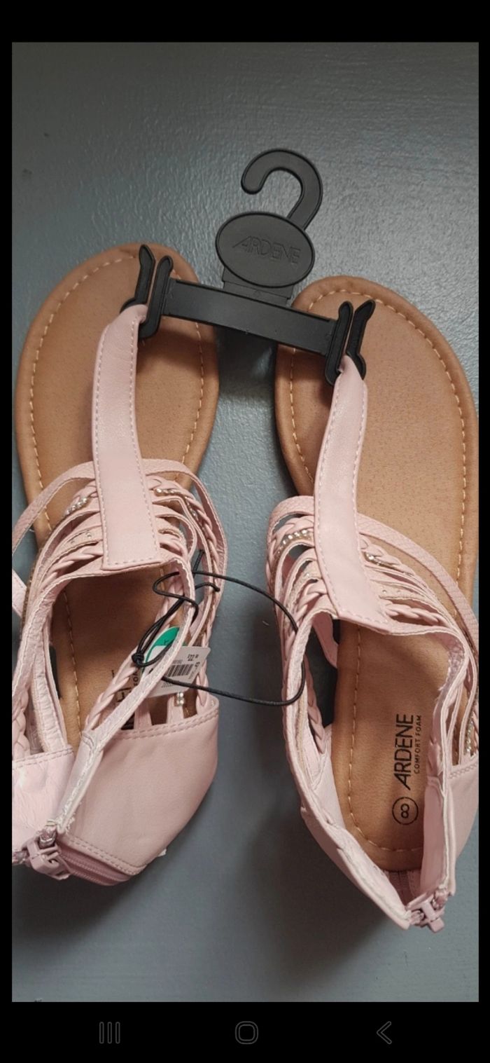 Sandales - photo numéro 3