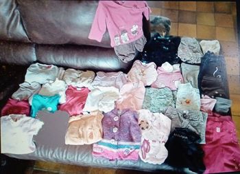 Lot 30 Vêtements fille - 6 mois