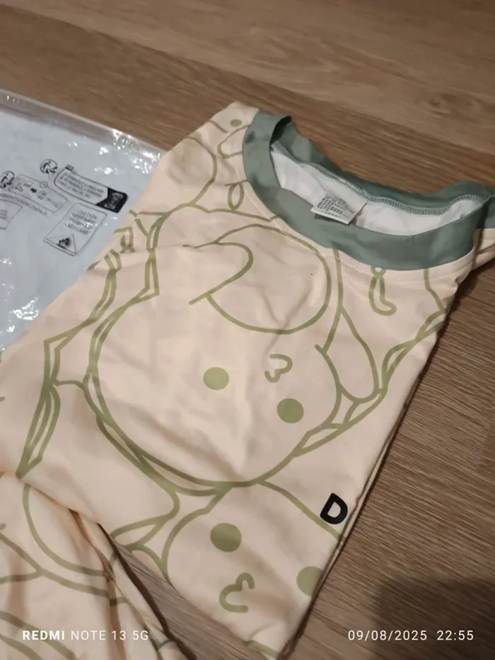 Magnifique pyjama short taille xs - photo numéro 2