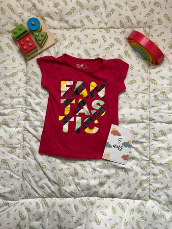 teeshirt manches courtes rose inscription devant 5 ans u essentiel