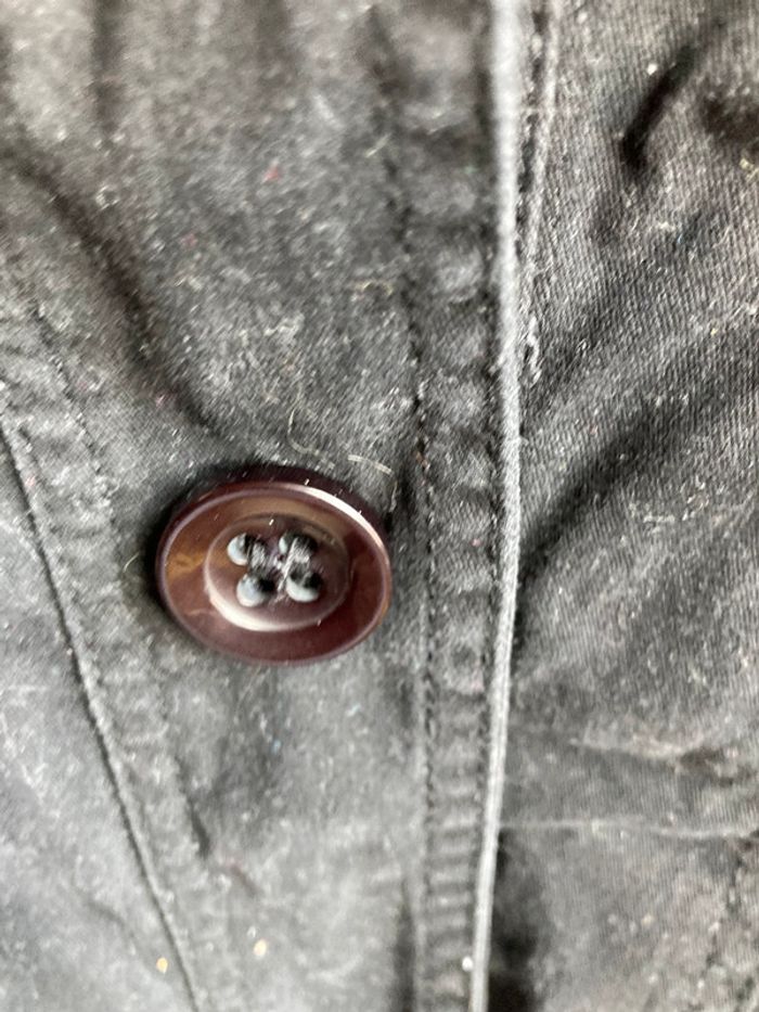 Superbe veste mi longue jamais portée, noire avec stickers taille S - photo numéro 7