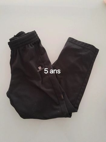 Jogging fin noir 5a