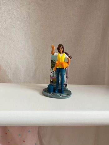 1 Figurine kinder barbie Mattel neuve