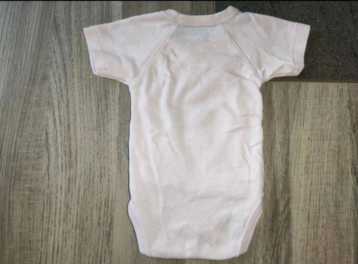 Lot 5 bodies manches courtes taille 1 mois - photo numéro 3