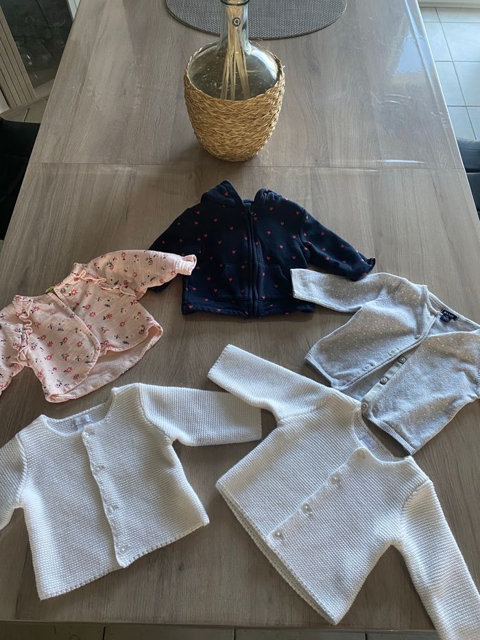 Lot veste 3 mois - photo numéro 2