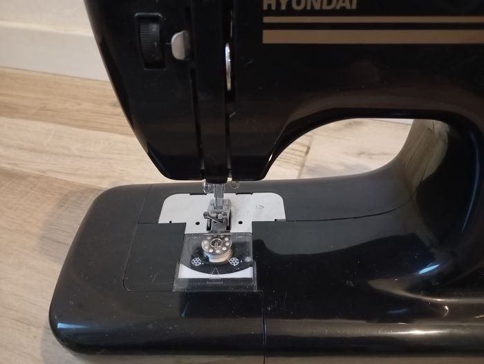 Machine a coudre - photo numéro 3
