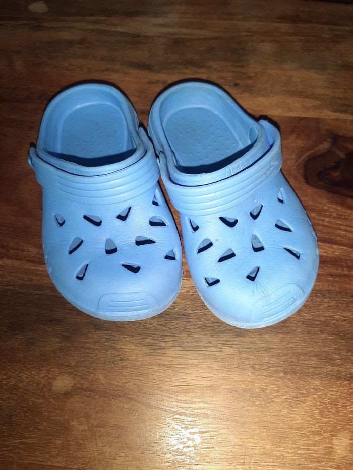 Chaussures type sabots garçon taille 24