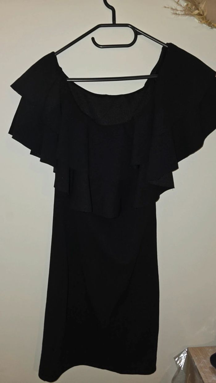 Robe froufrou noire - photo numéro 2